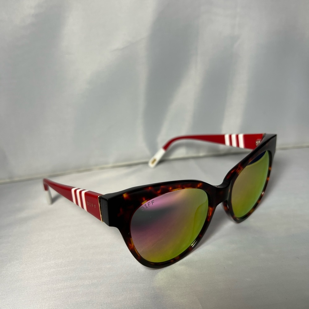Red Diff Sunglasses - image 2